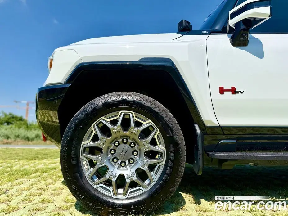 GMC Hummer EV 2024 0.6 автомат (гидро), фото 9 GMC Hummer EV 2024 0.6 автомат (гидро), фото 9