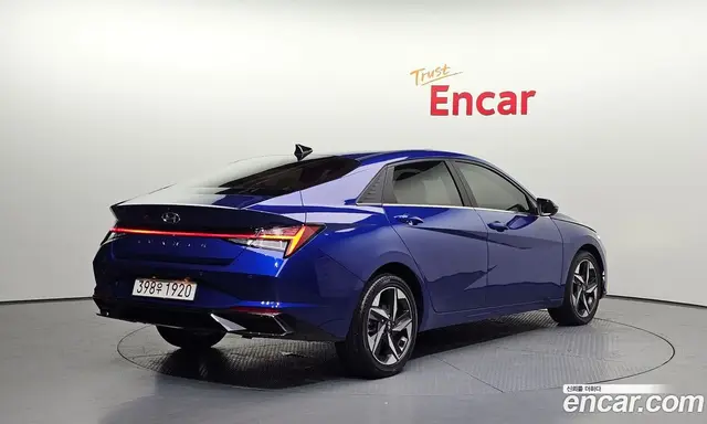 Hyundai Avante 2021 1.6 автомат (гидро), миниатюра 2