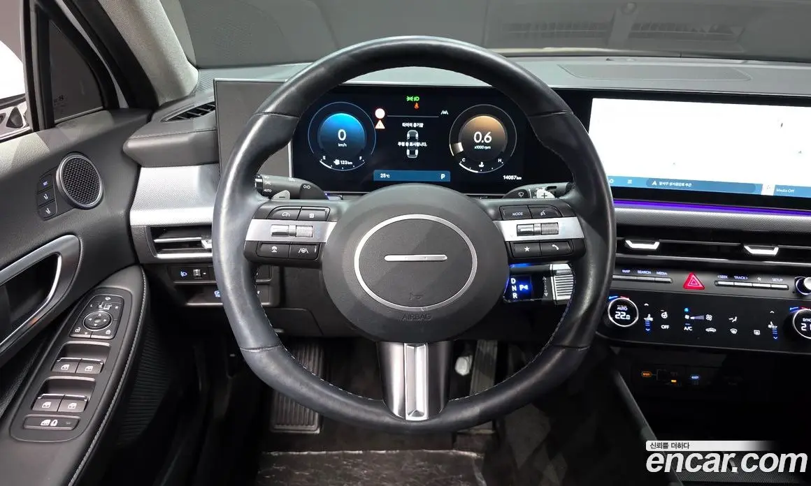 Hyundai Sonata 2024 2.0 автомат (гидро), фото 12