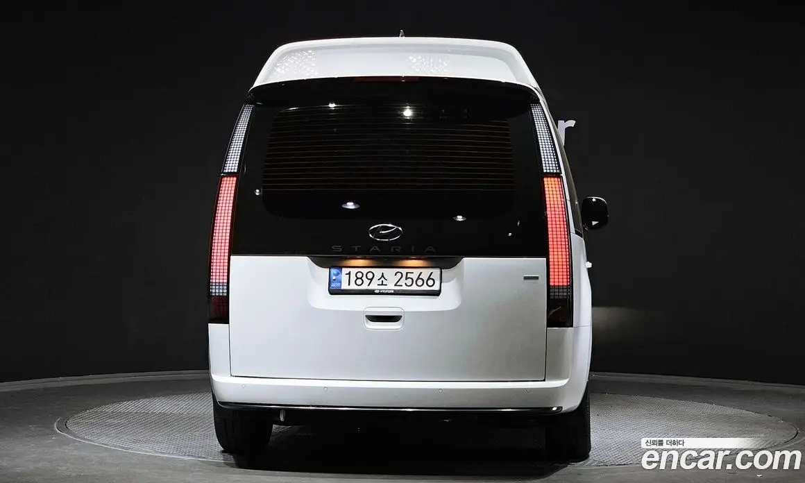 Hyundai Staria 2023 2.2 автомат (гидро), фото 4 Hyundai Staria 2023 2.2 автомат (гидро), фото 4