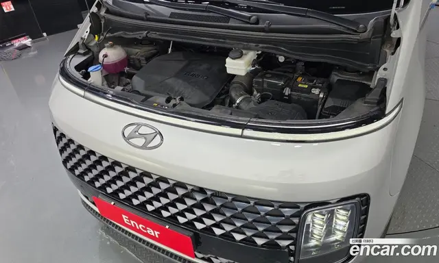 Hyundai Staria 2023 2.2 автомат (гидро), миниатюра 6 Hyundai Staria 2023 2.2 автомат (гидро), миниатюра 6