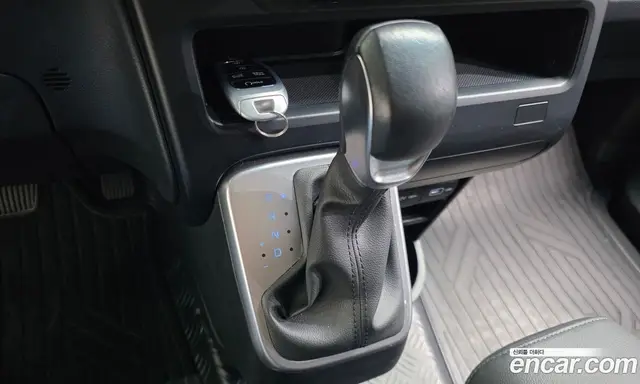 Hyundai Staria 2023 2.2 автомат (гидро), миниатюра 9 Hyundai Staria 2023 2.2 автомат (гидро), миниатюра 9