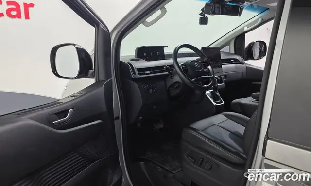 Hyundai Staria 2023 2.2 автомат (гидро), миниатюра 10 Hyundai Staria 2023 2.2 автомат (гидро), миниатюра 10