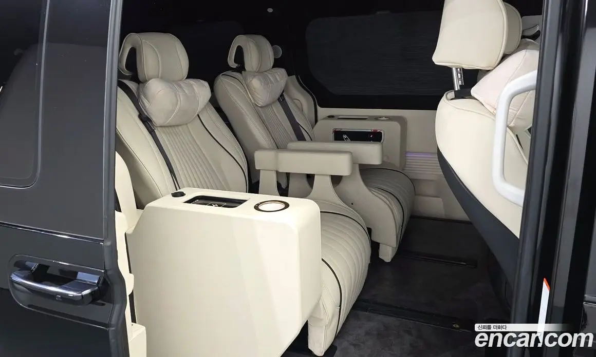 Hyundai Staria 2025 1.6 автомат (гидро), фото 12