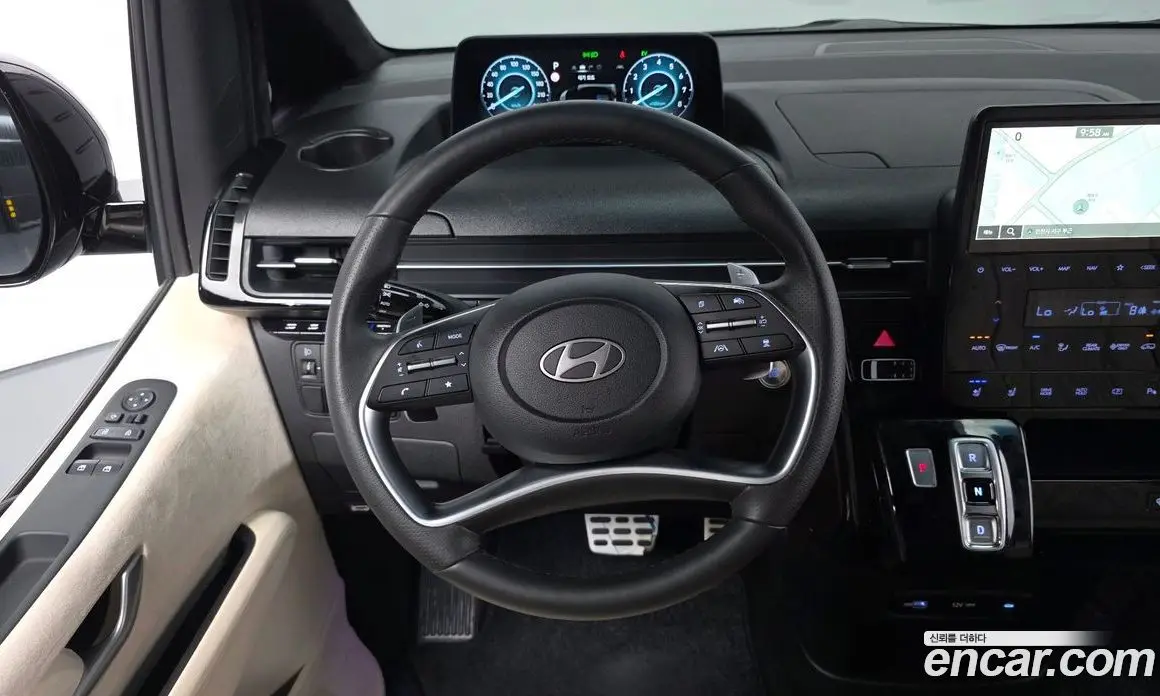 Hyundai Staria 2025 1.6 автомат (гидро), фото 13