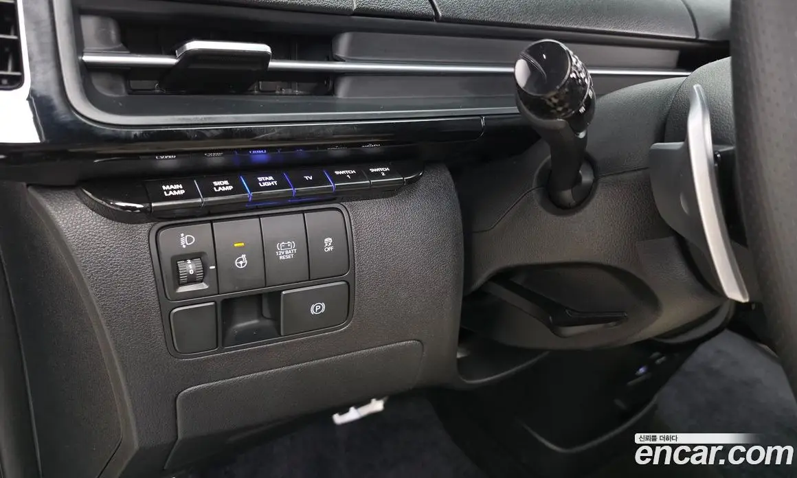 Hyundai Staria 2025 1.6 автомат (гидро), фото 17