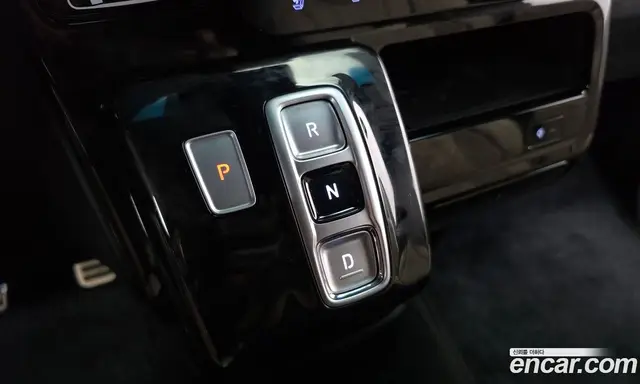 Hyundai Staria 2025 1.6 автомат (гидро), миниатюра 9