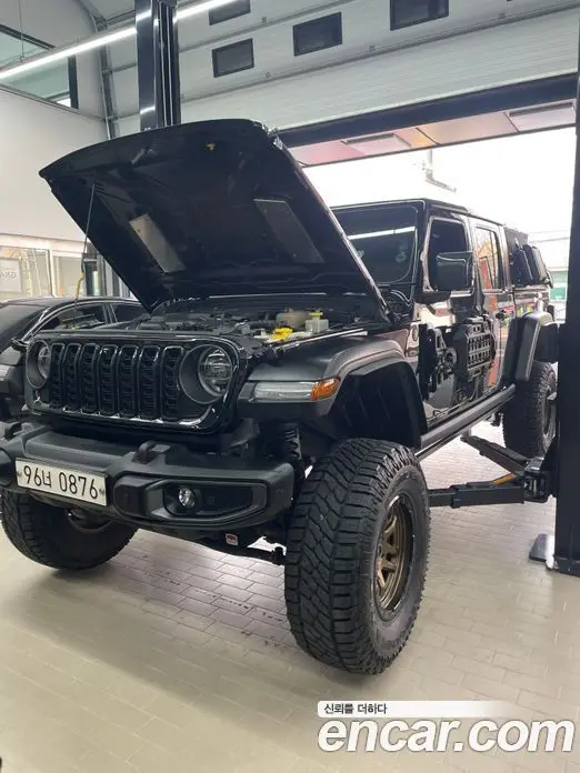 Jeep Gladiator 2020 3.6 автомат (гидро), фото 6