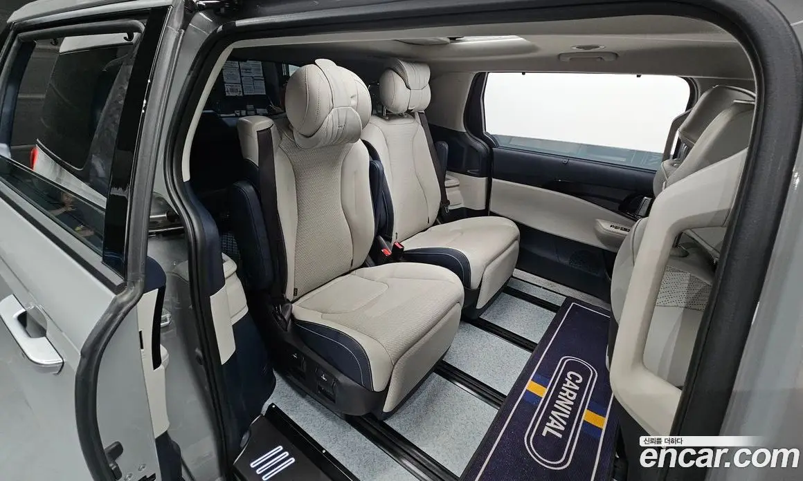 Kia Carnival 2024 1.6 автомат (гидро), фото 11