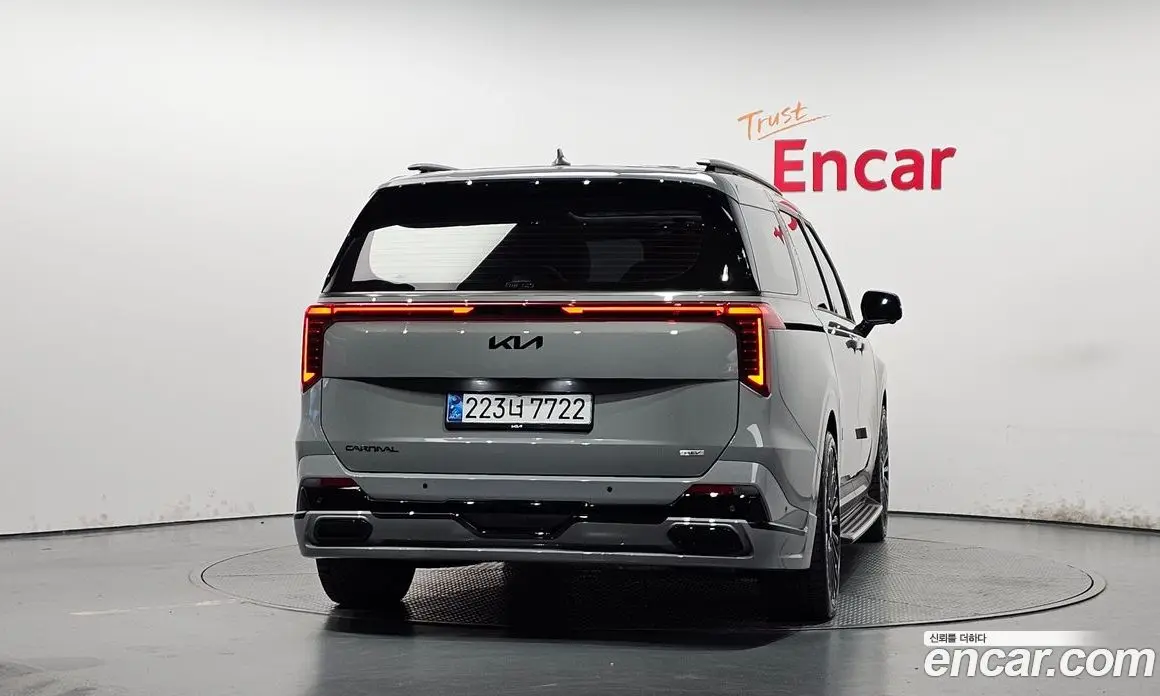 Kia Carnival 2024 1.6 автомат (гидро), фото 4