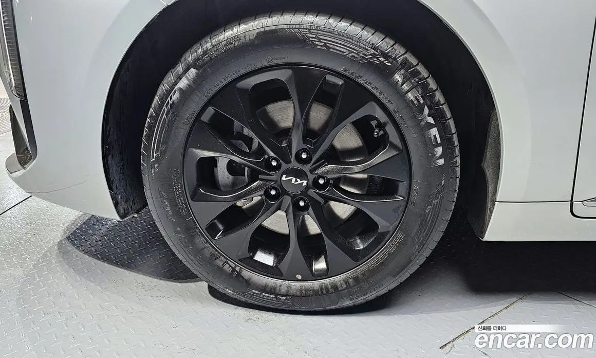 Kia K8 2024 3.5 автомат (гидро), фото 5 Kia K8 2024 3.5 автомат (гидро), фото 5