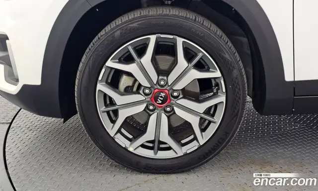 Kia Seltos 2020 1.6 автомат (гидро), миниатюра 5 Kia Seltos 2020 1.6 автомат (гидро), миниатюра 5