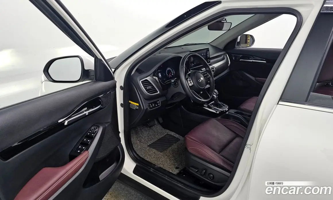 Kia Seltos 2020 1.6 автомат (гидро), фото 10 Kia Seltos 2020 1.6 автомат (гидро), фото 10