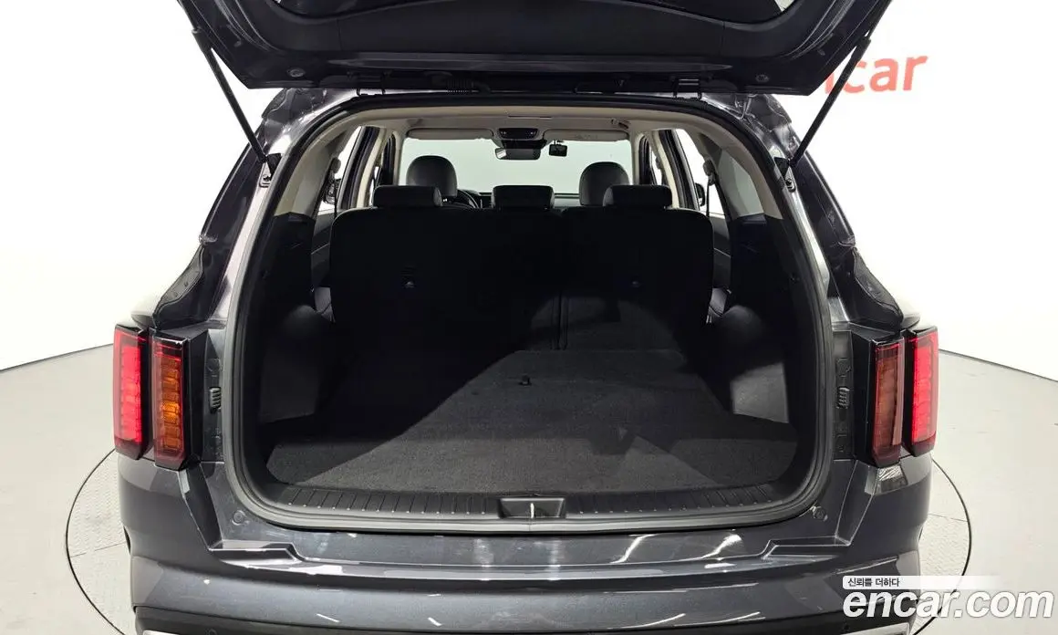 Kia Sorento 2023 2.2 автомат (гидро), фото 17 Kia Sorento 2023 2.2 автомат (гидро), фото 17