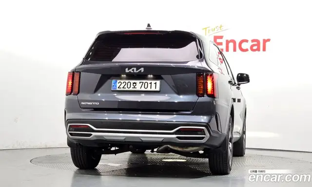 Kia Sorento 2023 2.2 автомат (гидро), миниатюра 4 Kia Sorento 2023 2.2 автомат (гидро), миниатюра 4