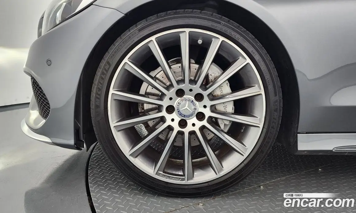Mercedes-Benz C-Class 2016 2.0 автомат (гидро), фото 5 Mercedes-Benz C-Class 2016 2.0 автомат (гидро), фото 5