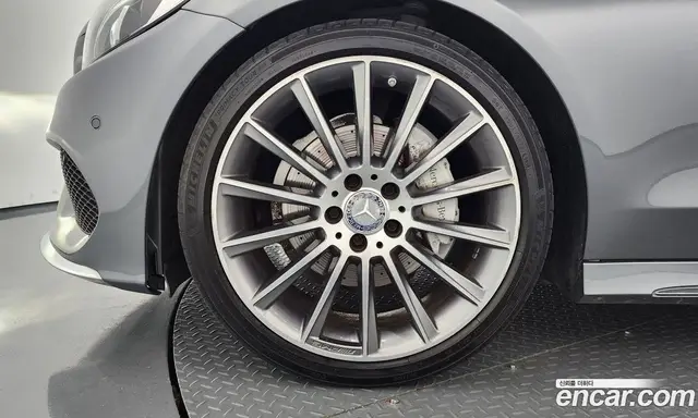 Mercedes-Benz C-Class 2016 2.0 автомат (гидро), миниатюра 5 Mercedes-Benz C-Class 2016 2.0 автомат (гидро), миниатюра 5