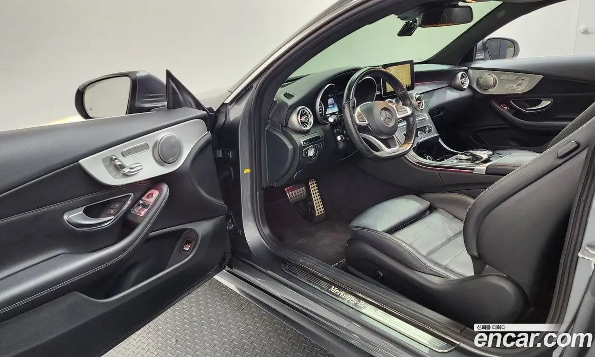 Mercedes-Benz C-Class 2016 2.0 автомат (гидро), фото 10 Mercedes-Benz C-Class 2016 2.0 автомат (гидро), фото 10