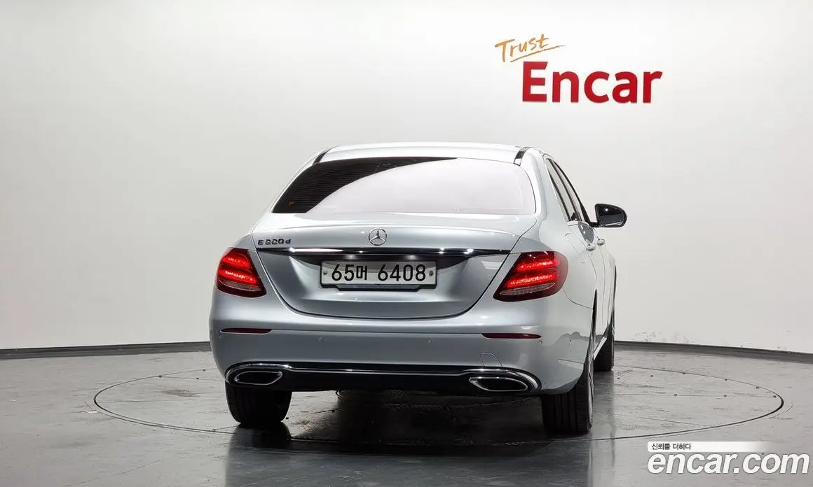 Mercedes-Benz E-Class 2019 1.9 автомат (гидро), фото 4