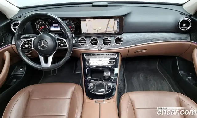 Mercedes-Benz E-Class 2019 1.9 автомат (гидро), миниатюра 7