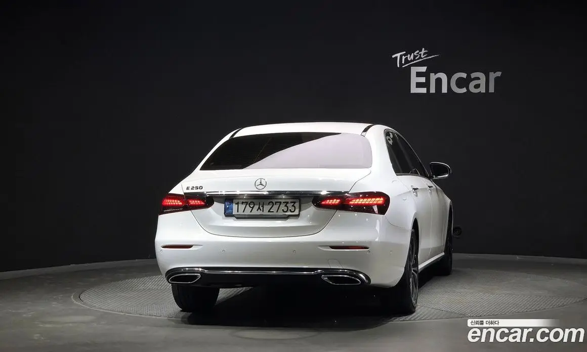 Mercedes-Benz E-Class 2021 2.0 автомат (гидро), фото 4 Mercedes-Benz E-Class 2021 2.0 автомат (гидро), фото 4