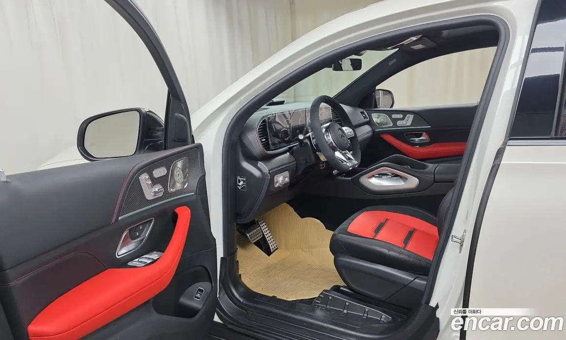 Mercedes-Benz GLE-Class 2023 4.0 автомат (гидро), фото 13