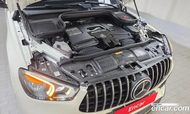 Mercedes-Benz GLE-Class 2023 4.0 автомат (гидро), миниатюра 6