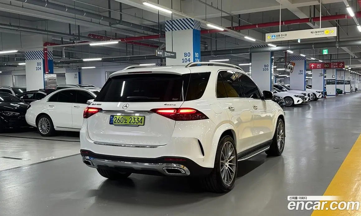 Mercedes-Benz GLE-Class 2025 3.0 автомат (гидро), фото 2 Mercedes-Benz GLE-Class 2025 3.0 автомат (гидро), фото 2