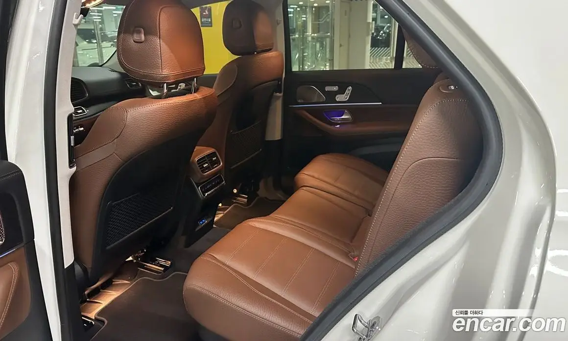 Mercedes-Benz GLE-Class 2025 3.0 автомат (гидро), фото 10 Mercedes-Benz GLE-Class 2025 3.0 автомат (гидро), фото 10