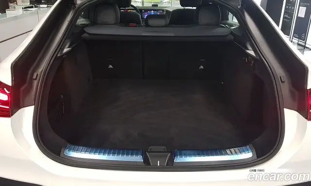 Mercedes-Benz GLE-Class 2025 3.0 автомат (гидро), миниатюра 11