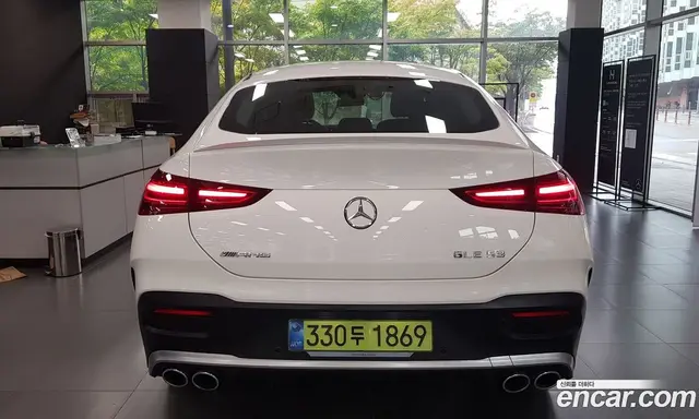 Mercedes-Benz GLE-Class 2025 3.0 автомат (гидро), миниатюра 4