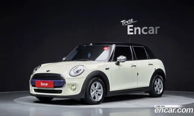 Mini Cooper, 2015, 85 079 км
