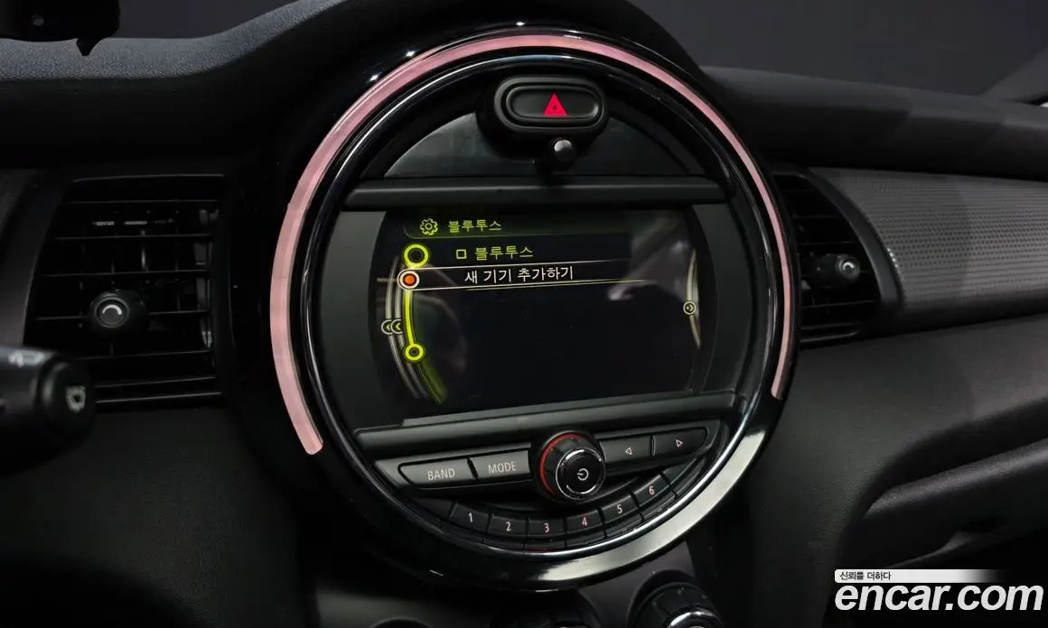 Mini Cooper 2015 1.5 автомат (гидро), фото 16