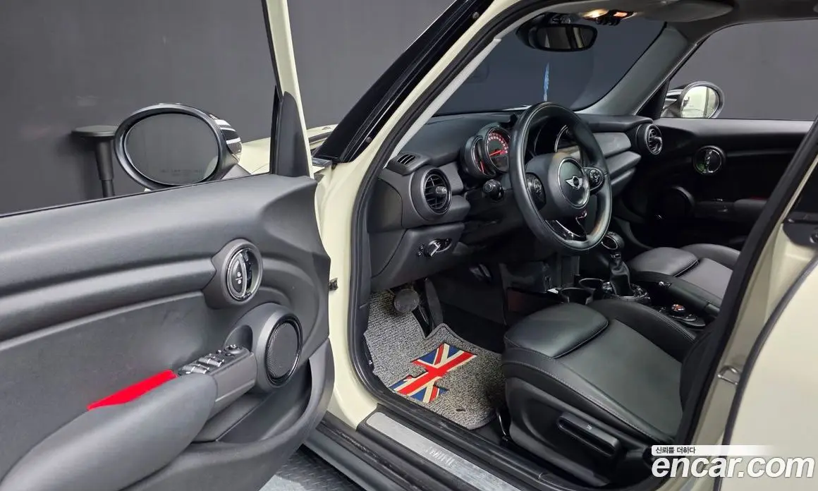 Mini Cooper 2015 1.5 автомат (гидро), фото 10