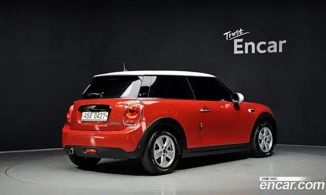 Mini Cooper 2016 1.5 автомат (гидро), миниатюра 2