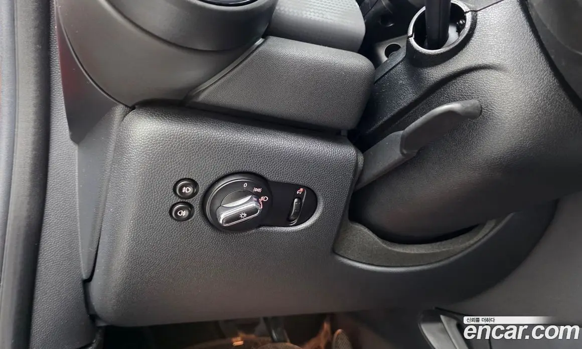 Mini Cooper 2016 1.5 автомат (гидро), фото 16