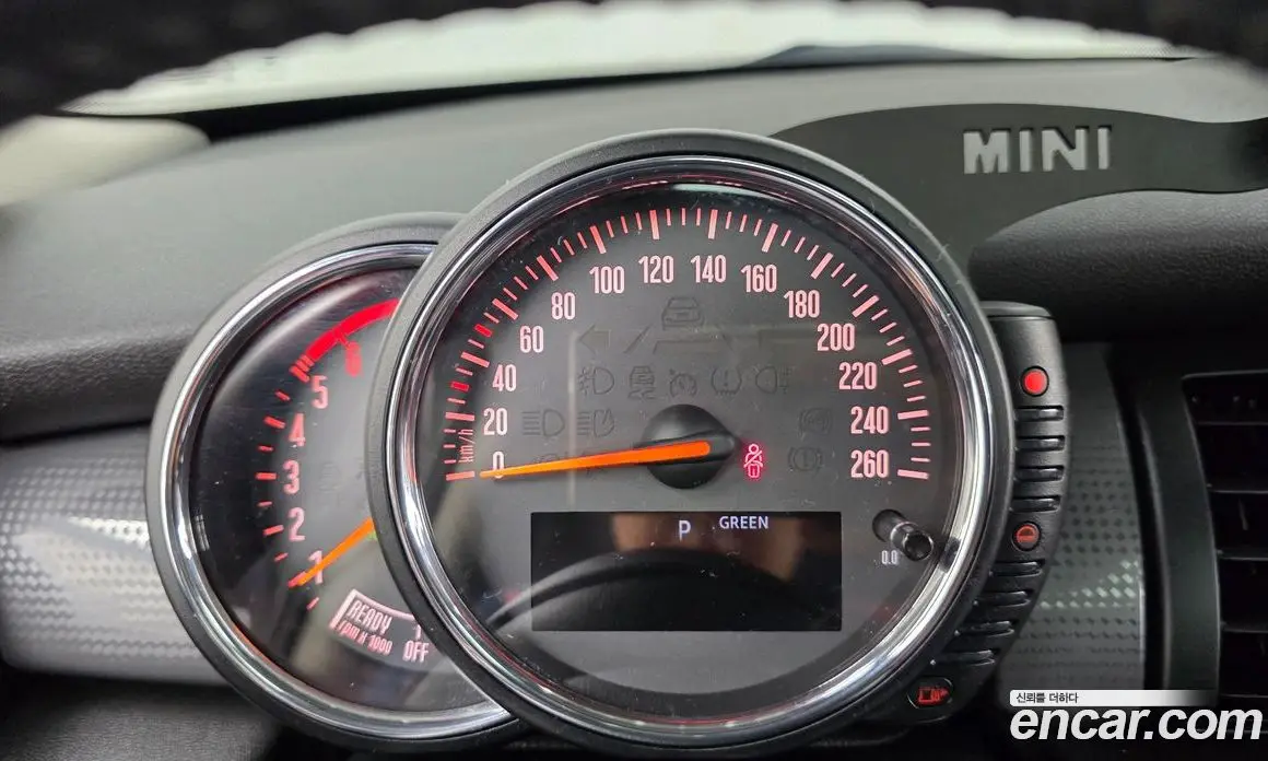 Mini Cooper 2016 1.5 автомат (гидро), фото 8
