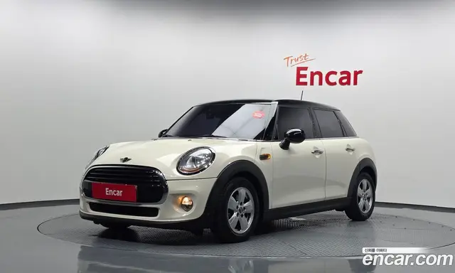 Mini Cooper, 2016, 88 937 км