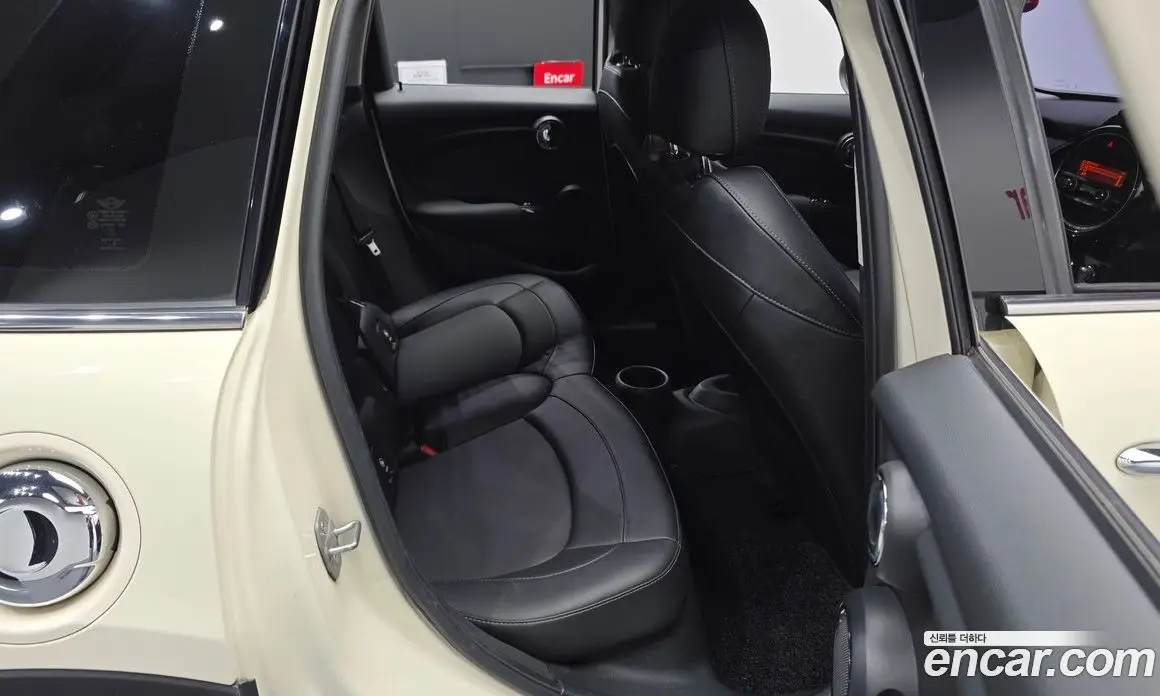 Mini Cooper 2016 1.5 автомат (гидро), фото 11