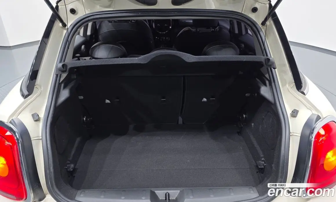 Mini Cooper 2016 1.5 автомат (гидро), фото 16