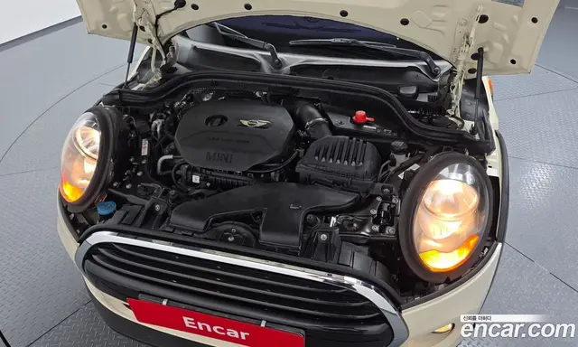 Mini Cooper 2016 1.5 автомат (гидро), миниатюра 6