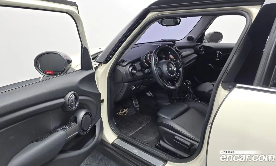 Mini Cooper 2016 1.5 автомат (гидро), фото 10