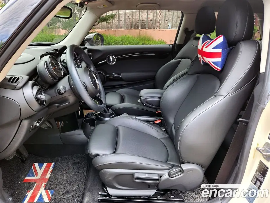 Mini Cooper 2018 1.5 автомат (гидро), фото 16