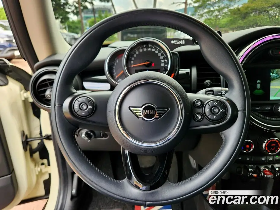 Mini Cooper 2018 1.5 автомат (гидро), фото 9