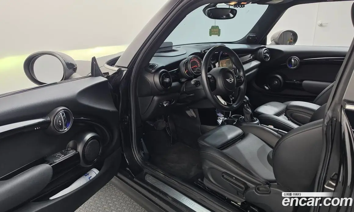 Mini Cooper 2018 1.5 автомат (гидро), фото 10