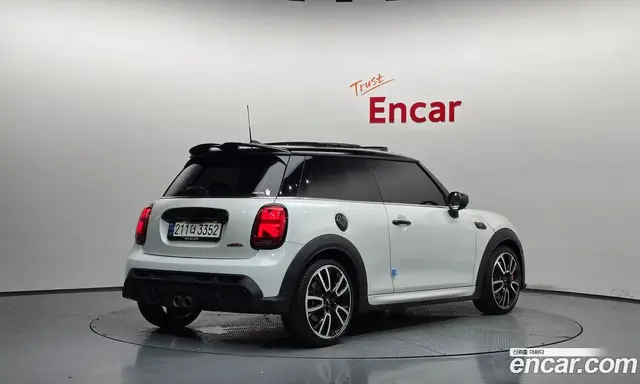 Mini Cooper 2023 2.0 автомат (гидро), миниатюра 2