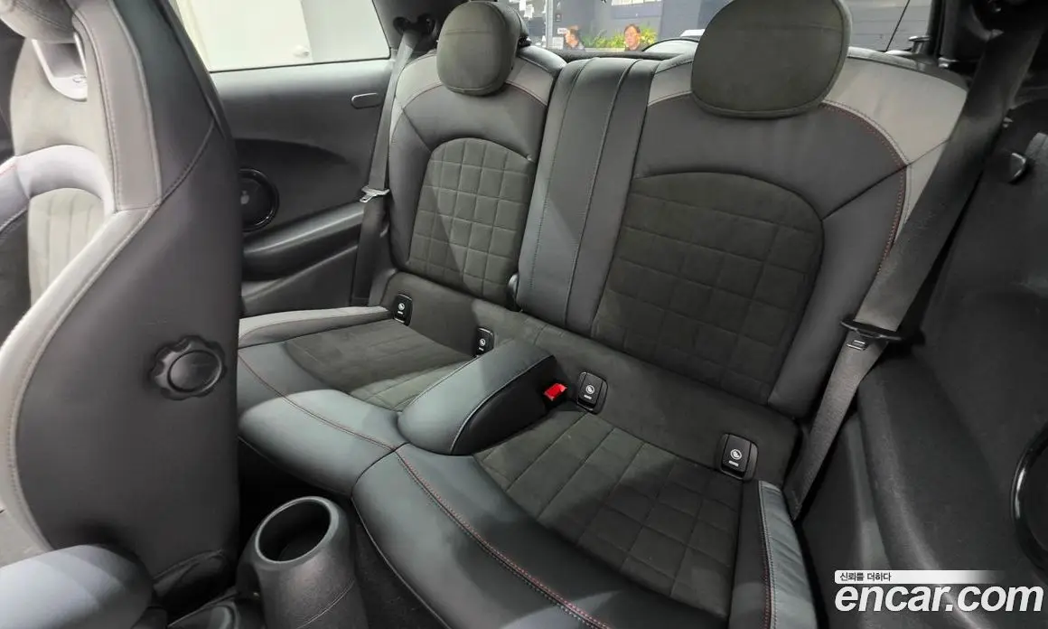 Mini Cooper 2023 2.0 автомат (гидро), фото 11
