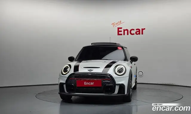 Mini Cooper 2023 2.0 автомат (гидро), миниатюра 3