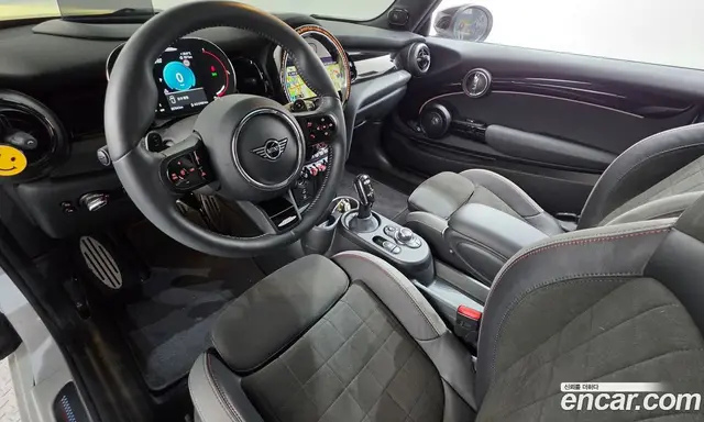 Mini Cooper 2023 2.0 автомат (гидро), миниатюра 7