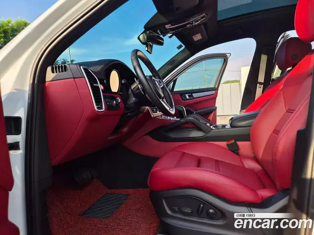 Porsche Cayenne 2022 3.0 автомат (гидро), миниатюра 10